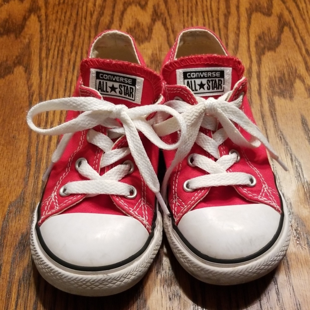 Kids converse shoes